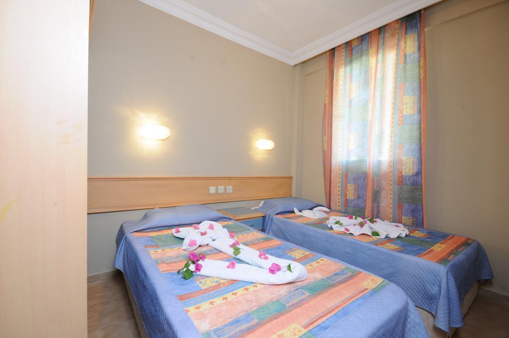 Selen Apart İçmeler Ngoại thất bức ảnh