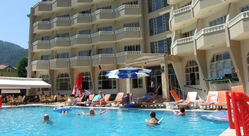 Selen Apart İçmeler Ngoại thất bức ảnh